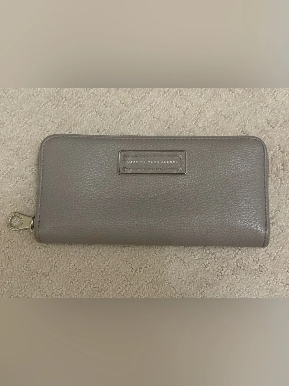 Marc by Marc Jacobs Grey Pebbled Leather Zip Wallet